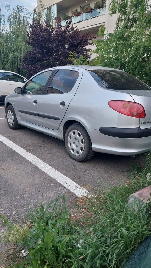 Peugeot 206 berlină PROPRIETAR