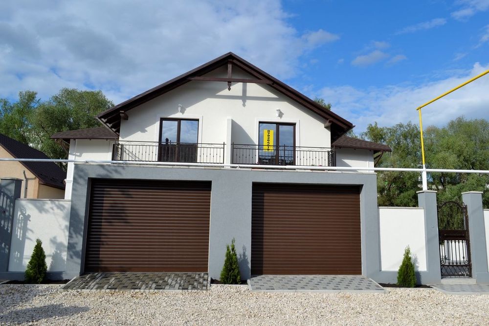 Vand garaje pe structură metalică rezistentă 7 x 6