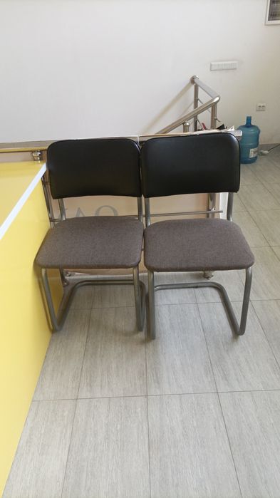 Ofis uchun mebel va texnikalar