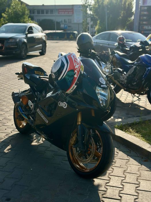 Suzuki gsx r k4 1000