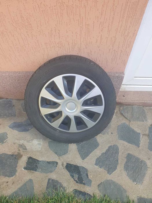 4 Jante Dacia Logan cu cauciucuri de iarna si capace