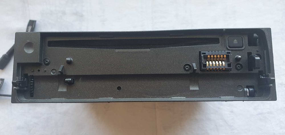 Автомобилен  CD/RADIO 
Pioneer DEH-P55BT