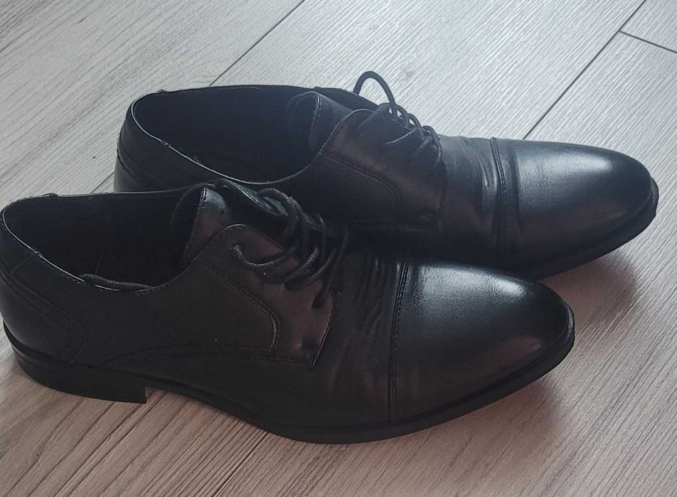 Pantofi barbati in stare perfecta