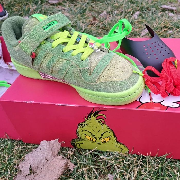 ADIDASXGRINCH condiție perfect