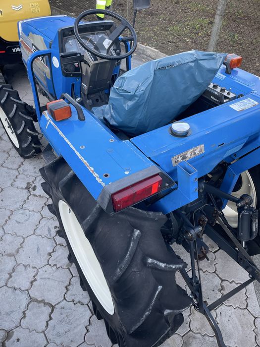Vând tractor Iseki TA270A – 27 CP, diesel, stare excelentă