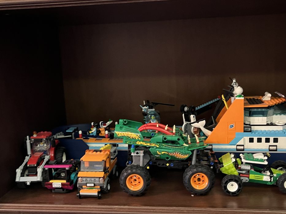 Vand lego diferite colectii