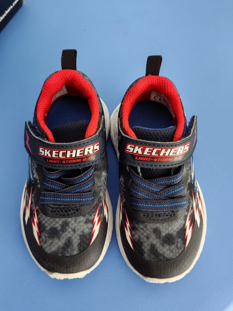 Încălțări copii skechers cu lumini 21