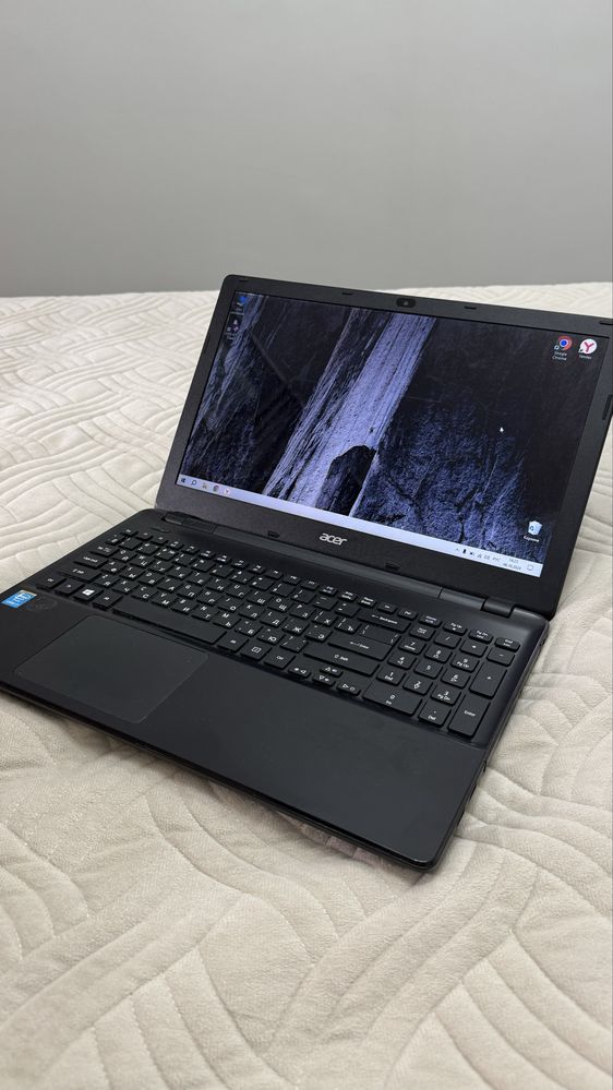 Ноутбук Acer (i7 / F3OQS23)