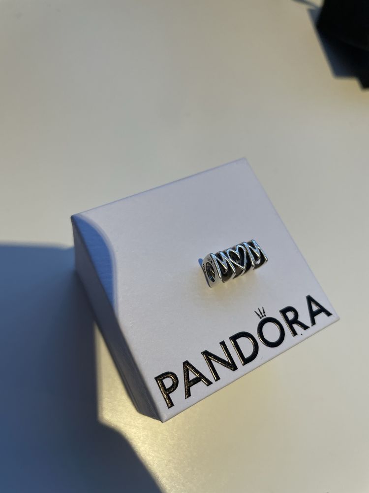 Pandora талисман за гривна mom