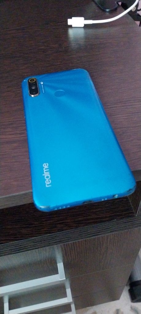 Продам Realme C3,память 32 на запчасти,дисплей целый!!!