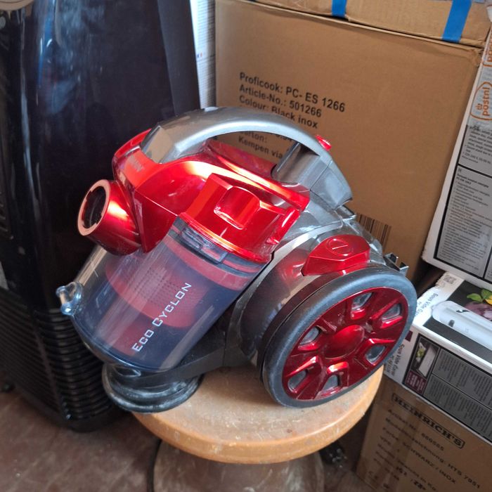 Прахосмукачка с контейнер внос от Германия