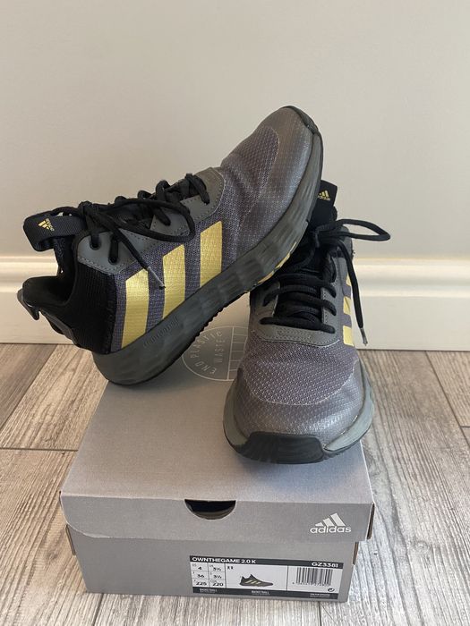 ADIDAS OWNTHEGAME - marimea 36 pt baieti!