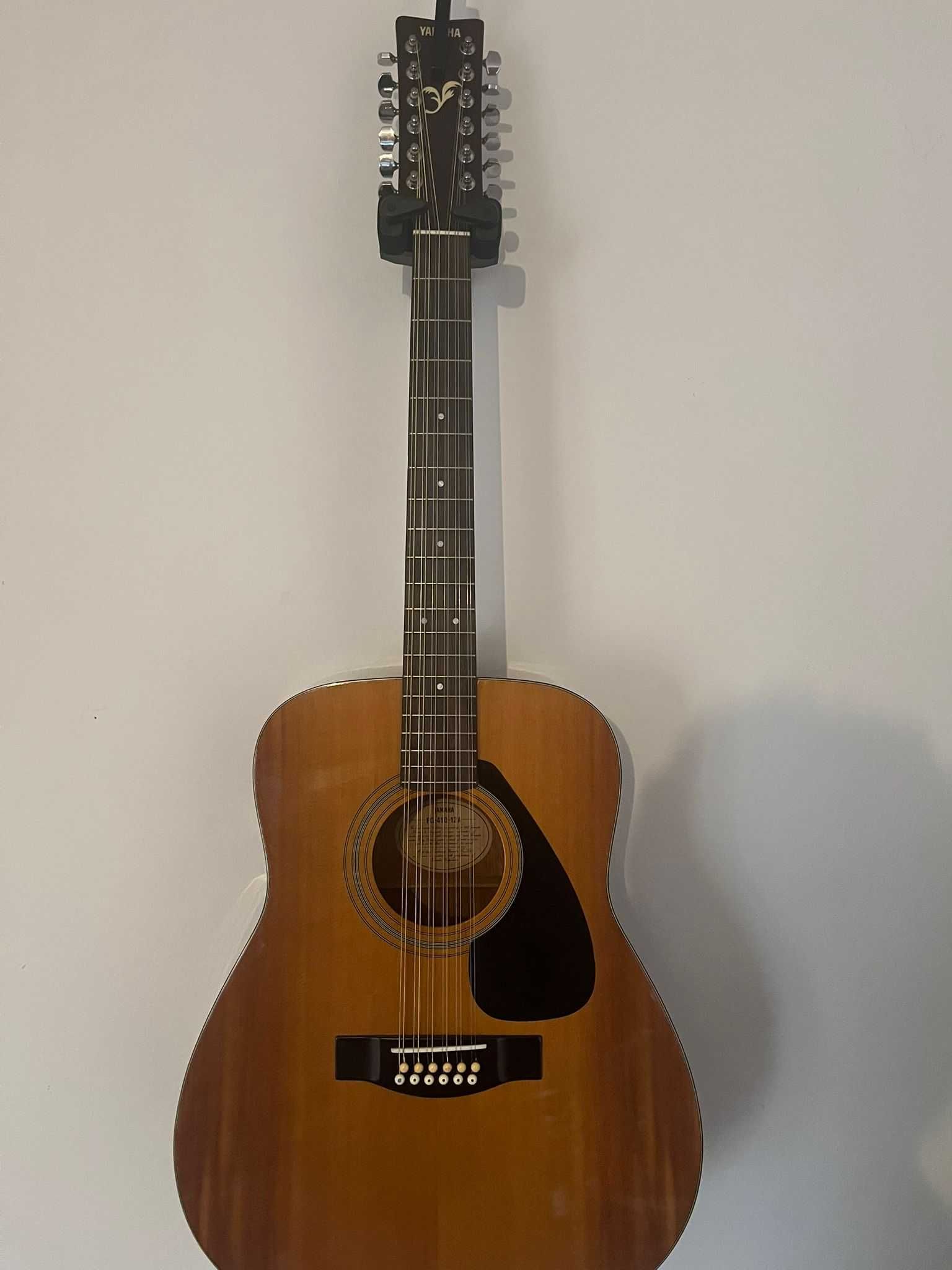 Chitară acustică Yamaha FG 410-12A