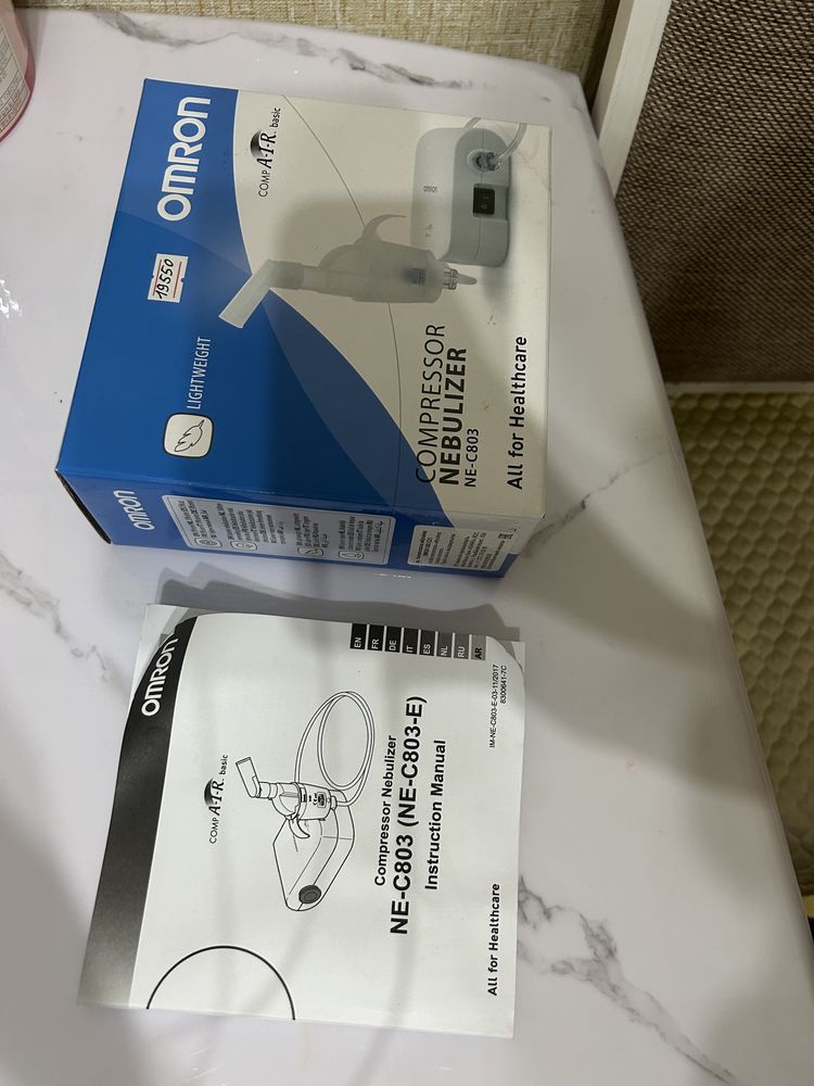 Продается компрессорный небулайзер Omron NE-C803