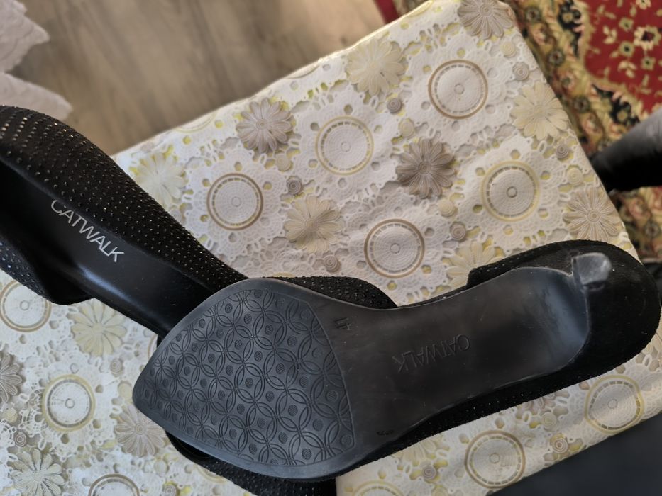 Ботуши на Tommy Hilfiger, размер 39.