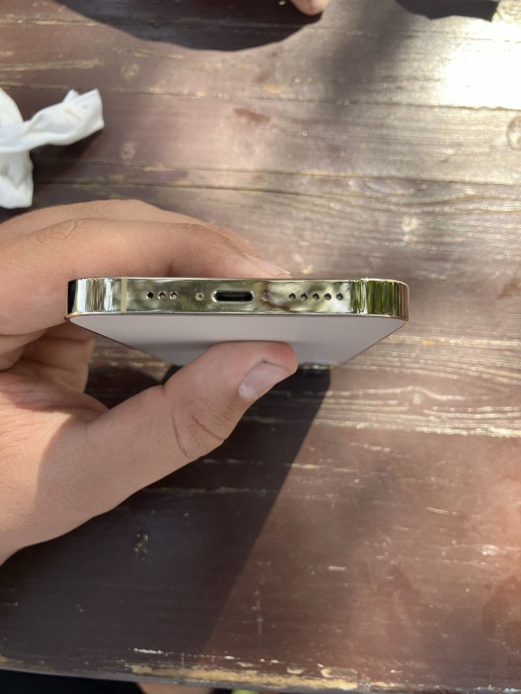 Iphone 13 pro не разлечим от нов