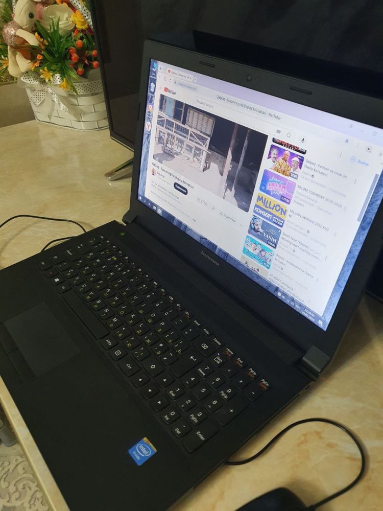 Noutbok lenovo 512 gb ideal ishlashiga javop