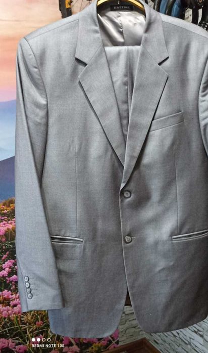 Костюм мужской серый