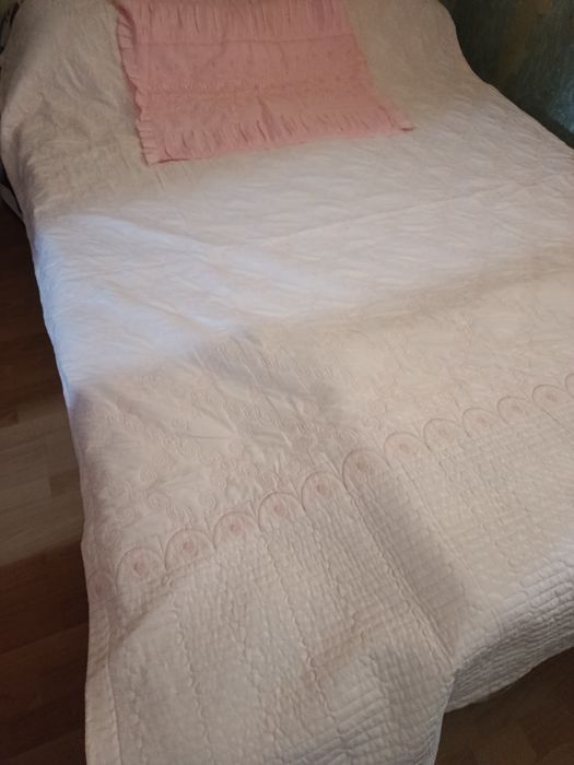 Продается  покрывало
