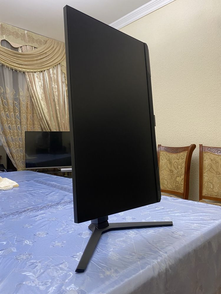 samsung 27 odyssey g4 240hz