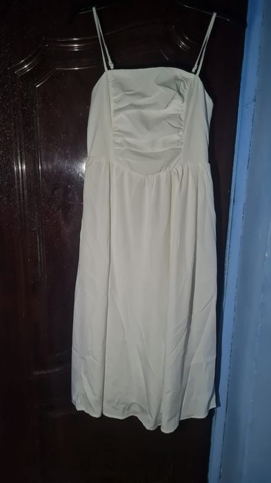 Rochie alba eleganta