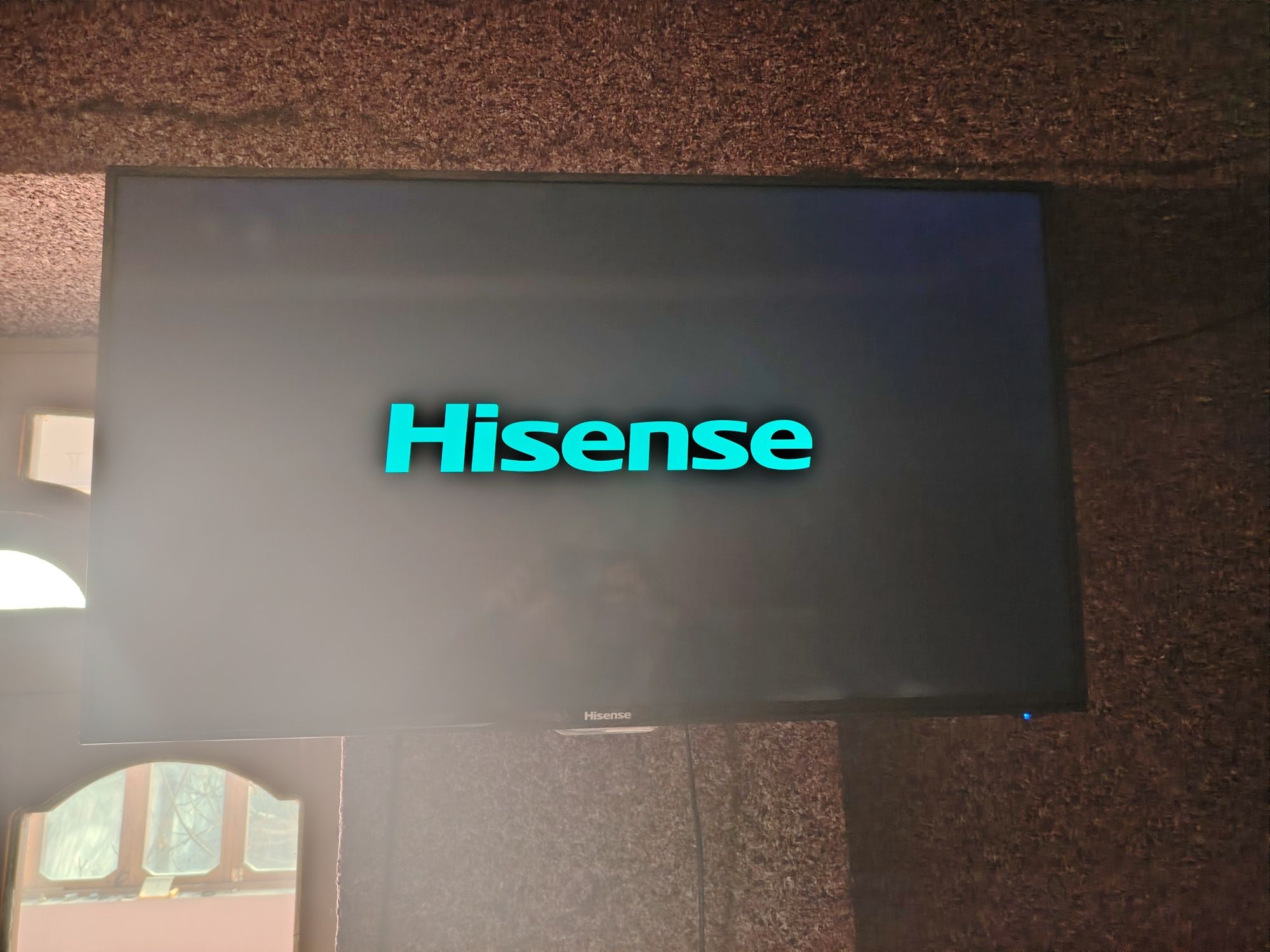 Телевизор Hisense 40
