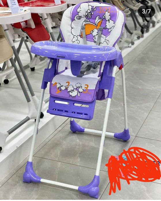 Продам стульчик для кормления. Ванночка в подарок