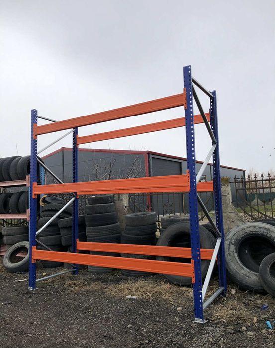 Rafturi metalice 738×773