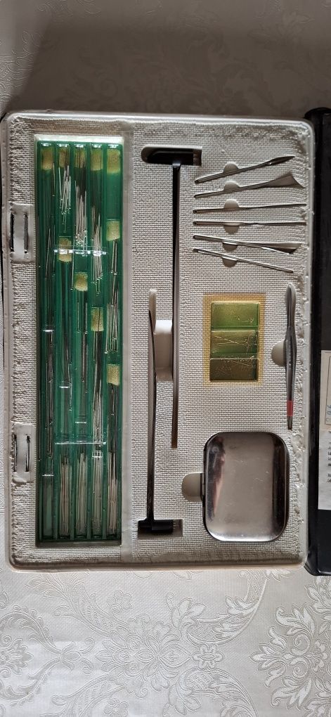 Set chirurgical oftalmologic/oftalmoscop/otoscop/set acupunctura