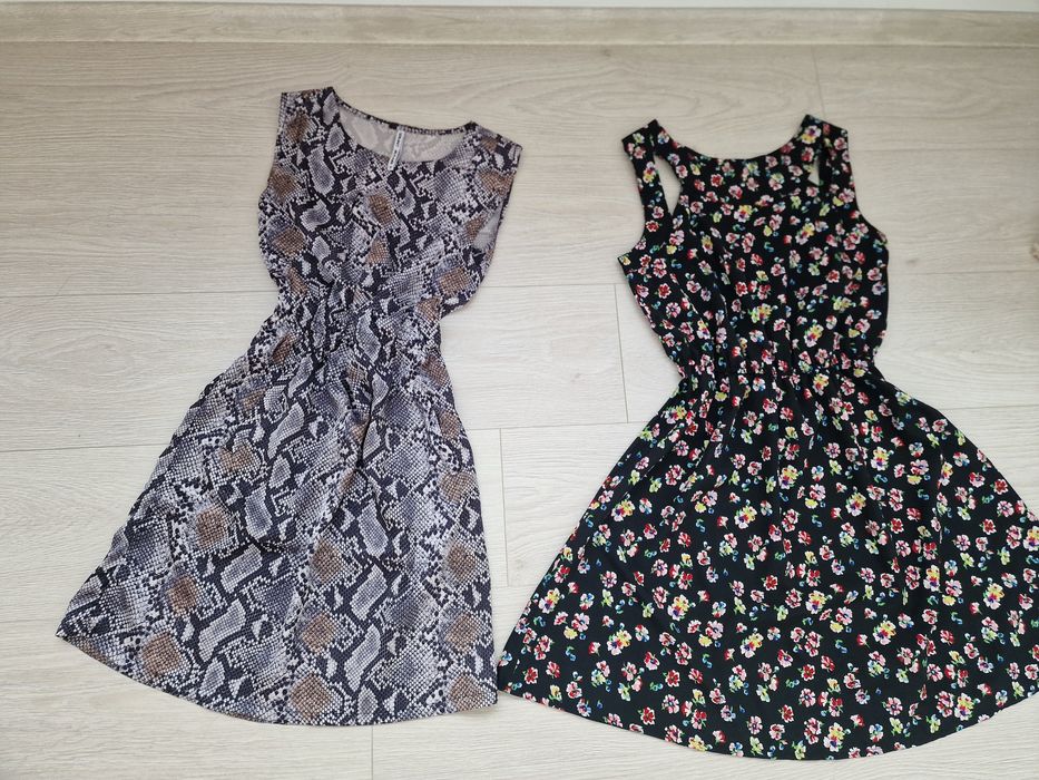 Lot 2 rochite superbe Xs in stare perfectă