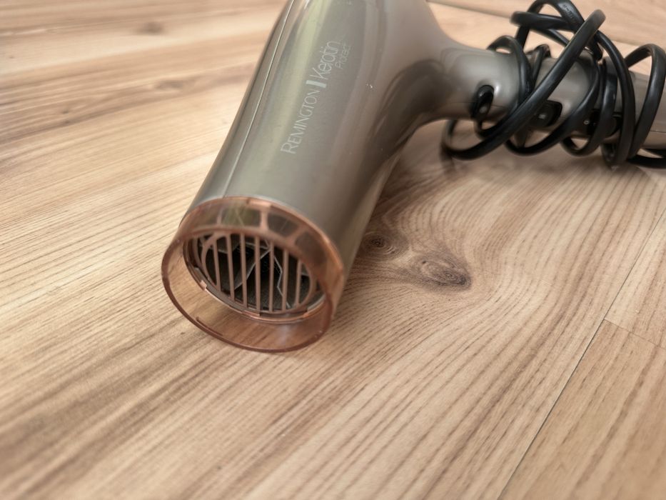 Сешоар Remington Kreatin Protect