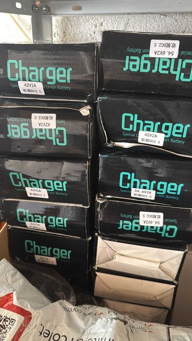 Incarcator profesional 36V (42V)-2A, mufa 5,5x2,1 trotinete si scutere