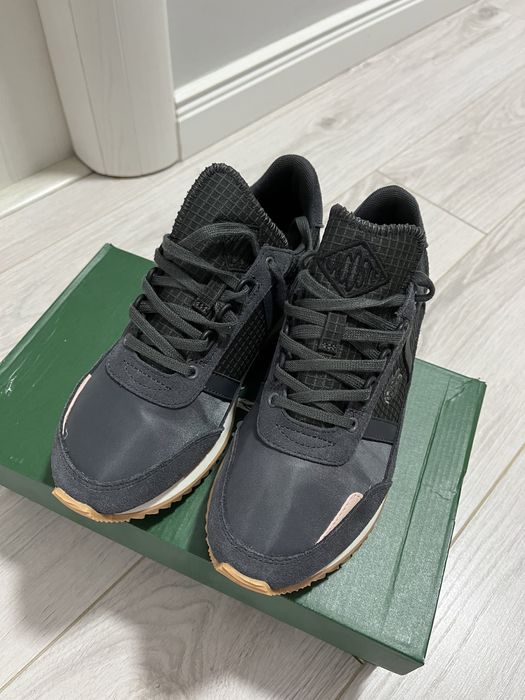 Pantofi/ adidasi Lacoste marimea 37