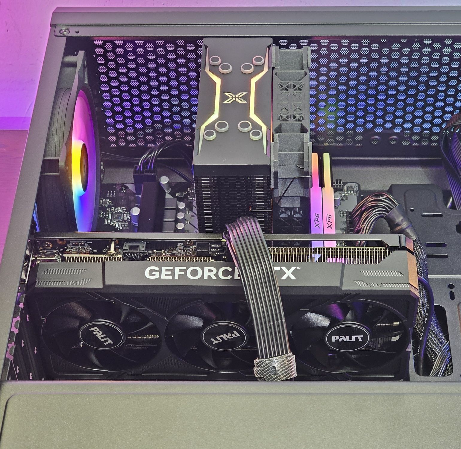 RTX 5060Ti 16GB/Ryzen 7-7700/RAM 32GB/SSD 512GB/Чисто Нов+Гаранция!