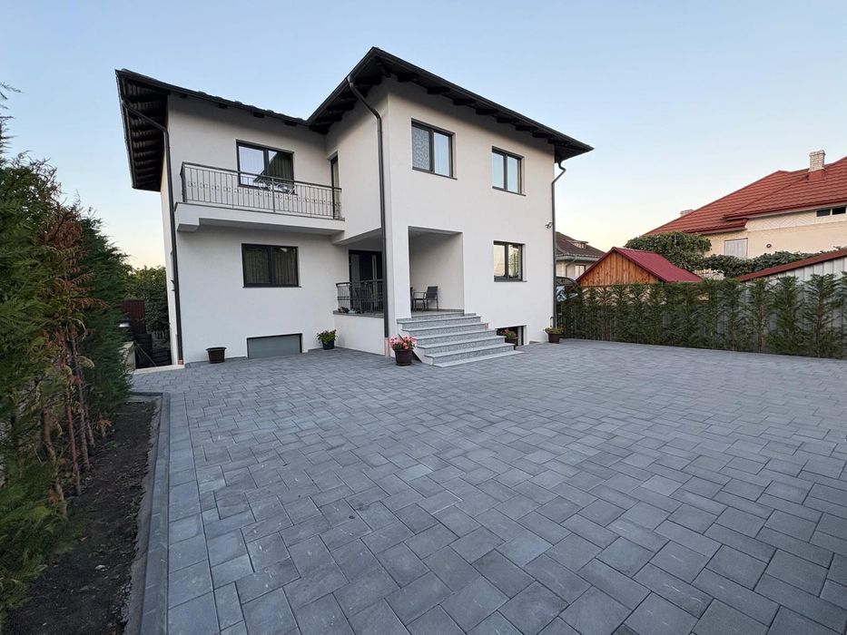 Casa/Vila zona centrala