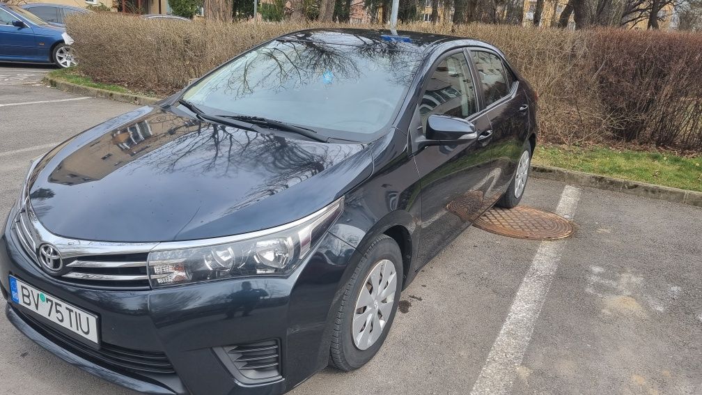 TOYOTA COROLLA 2015 benzină 1.33