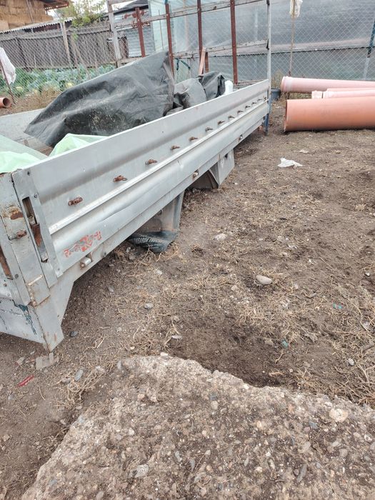 Vand bena Nissan atleon