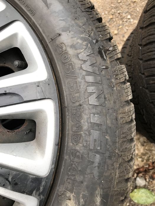 Джанти с зимни гуми 4бр.5х100мм.Тойота Авенсис,Toyota ,205/55R16