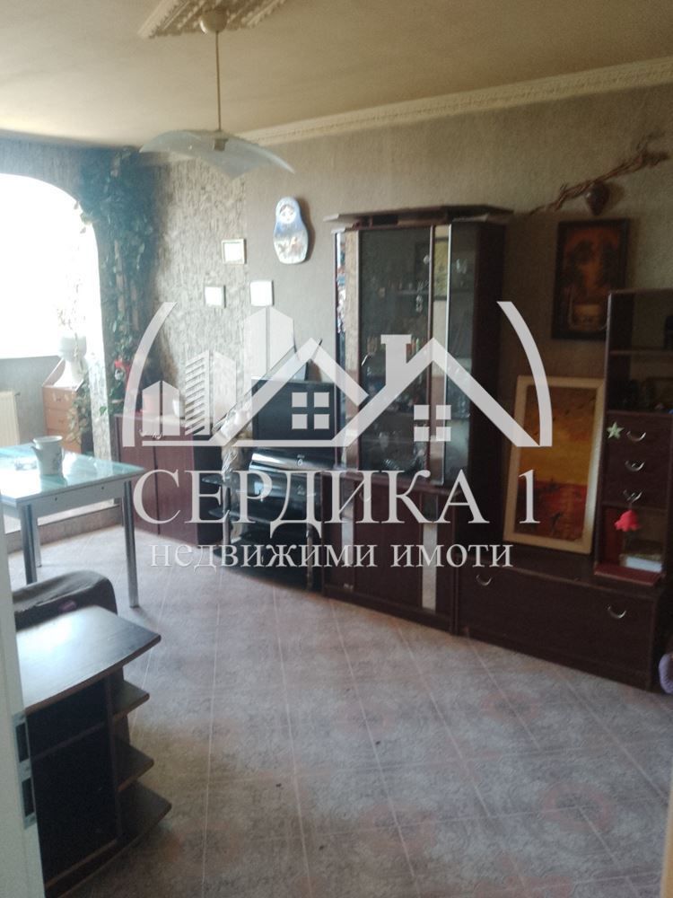 Продава се Двустаен апартамент в Перник, Мошино - 60 кв.м за 1100 €/кв.м - Снимка #2