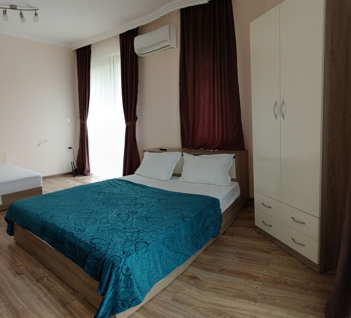 Дава се под наем Двустаен апартамент в Царево - 60 кв.м за 3060 € - Снимка #6