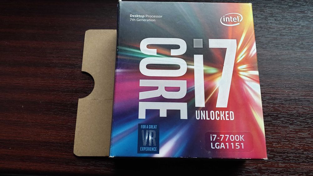 Sistem i7-7700k [intreg sau pe componente]