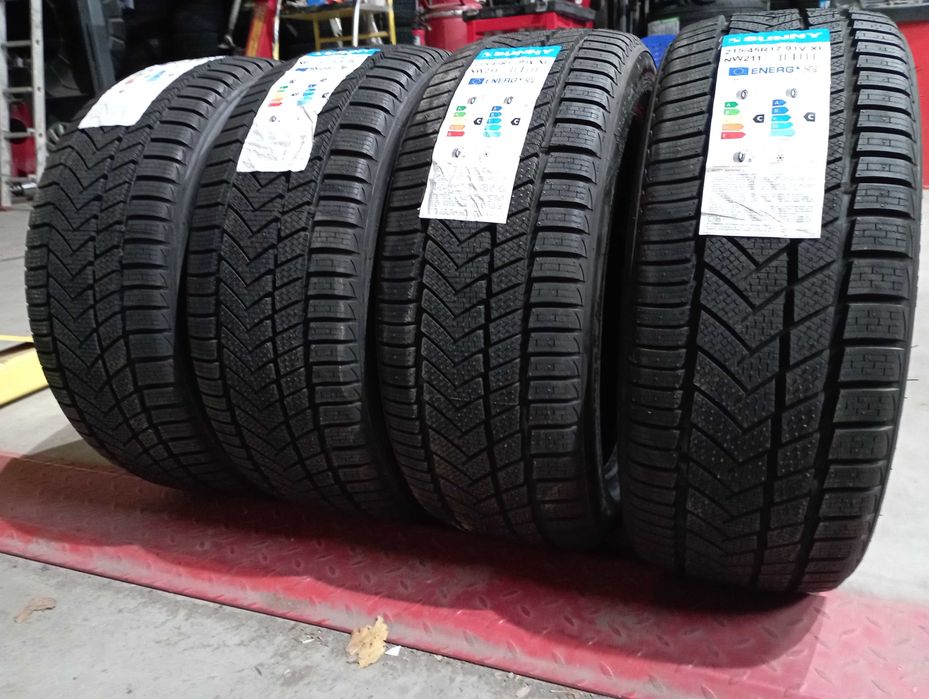 Anvelope 215/45/17 Sunny Noi De Iarna