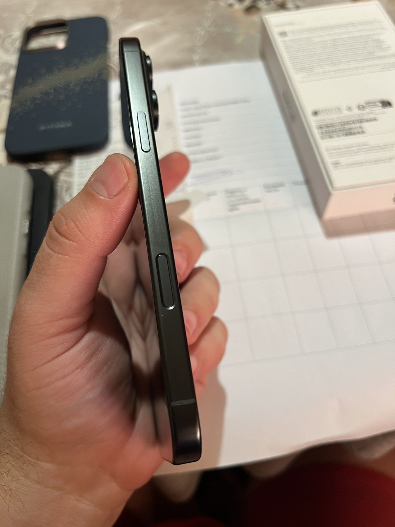 IPhone 16 Pro Max 256 gb Black! Като Нов! Гаранция!