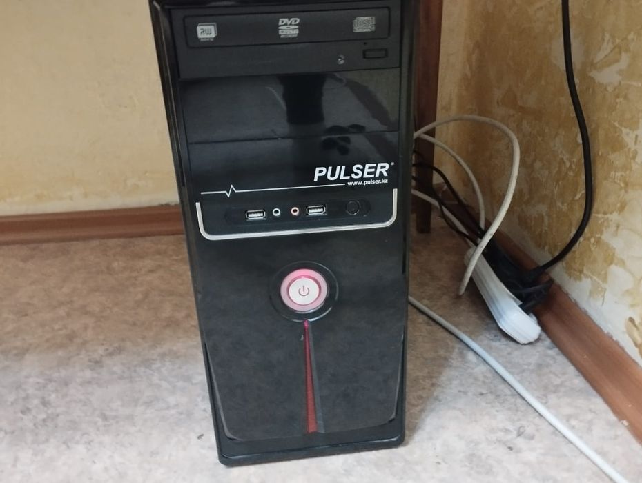 Продам рабочий компьютер, не игровой
