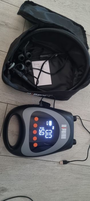 Pompa electrica cu acumulator incorporat