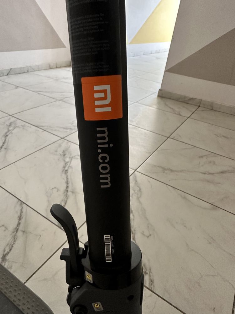 электросамокат Xiaomi Scooter 3