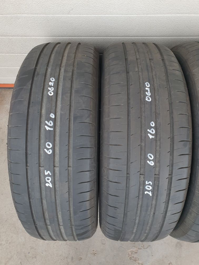 Летни гуми 4 броя GOODYEAR Efficient Grip 205 60 R16 дот 0620