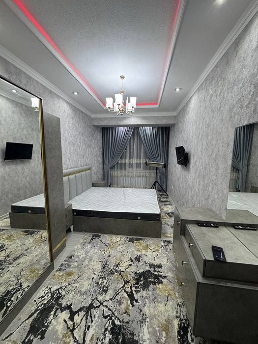 Shayxontohur Xadra Maydoni Alisher Navoiy va G'ofur Gulom metroga yaqi