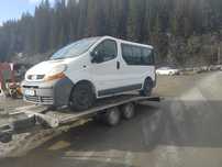 Dezmembrez opel vivaro 8+1 an 2005 motor 1.9d