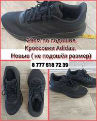 Кроссовки/ новые Adidas